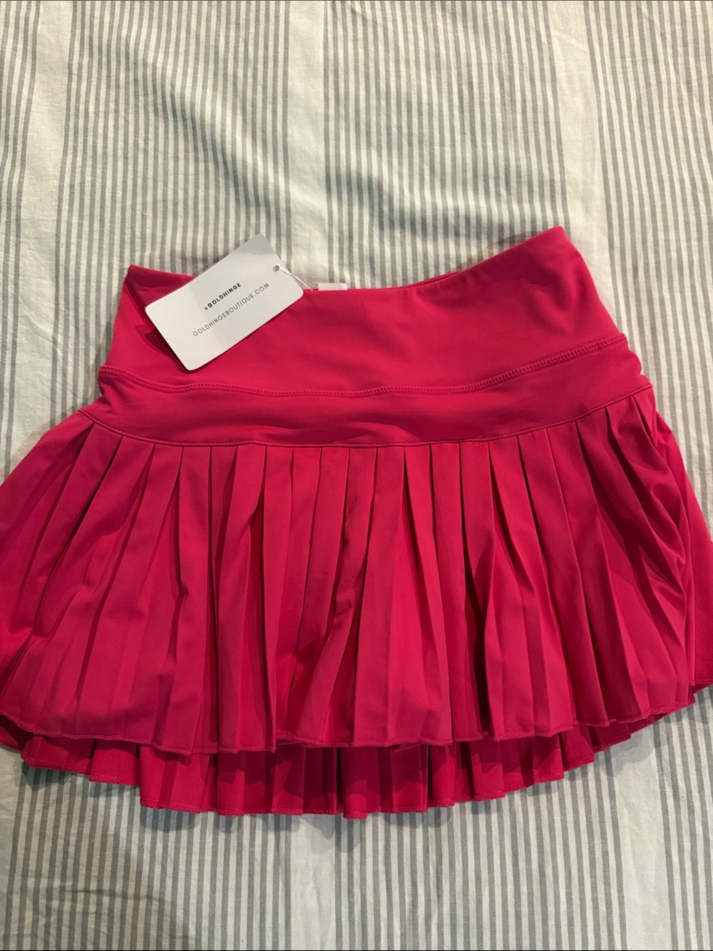 Pleated Active Skirt in Bright Pink